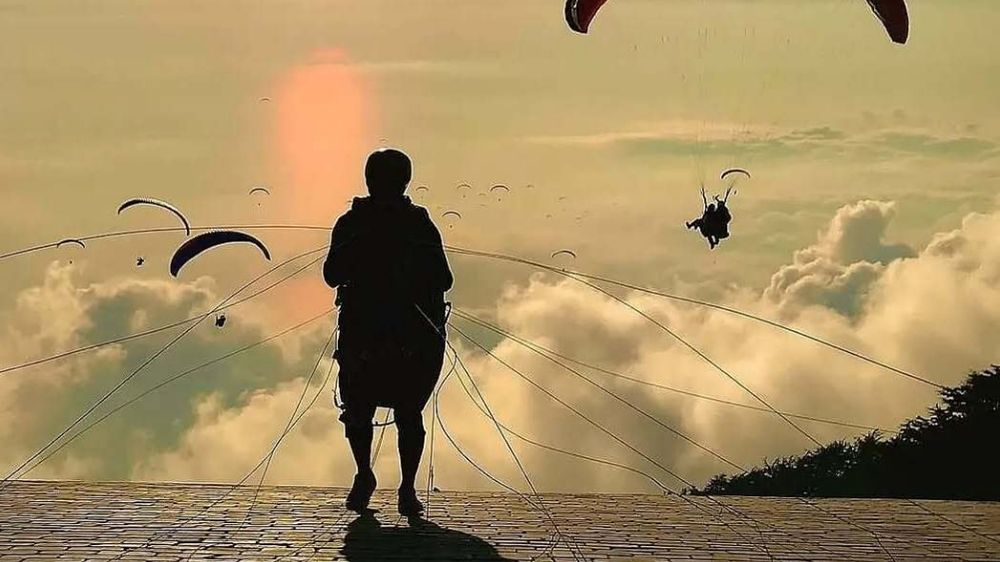 yamaç paraşütü aktif uçuş (1)
